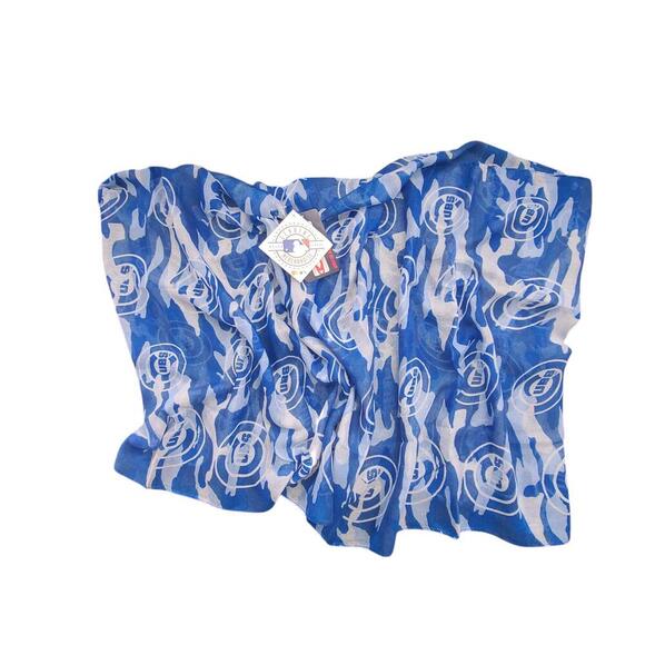 Chicago Cubs MLB Infinity Scarf - Blue Wave Design - Picture 1 of 3
